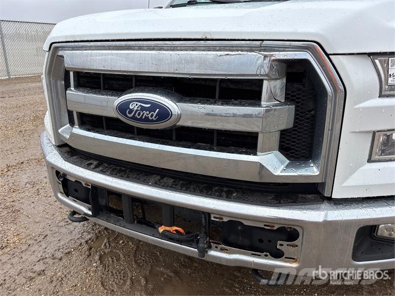 Ford F-150 XLT 4x4 Crew Cab Pickup Ostalo