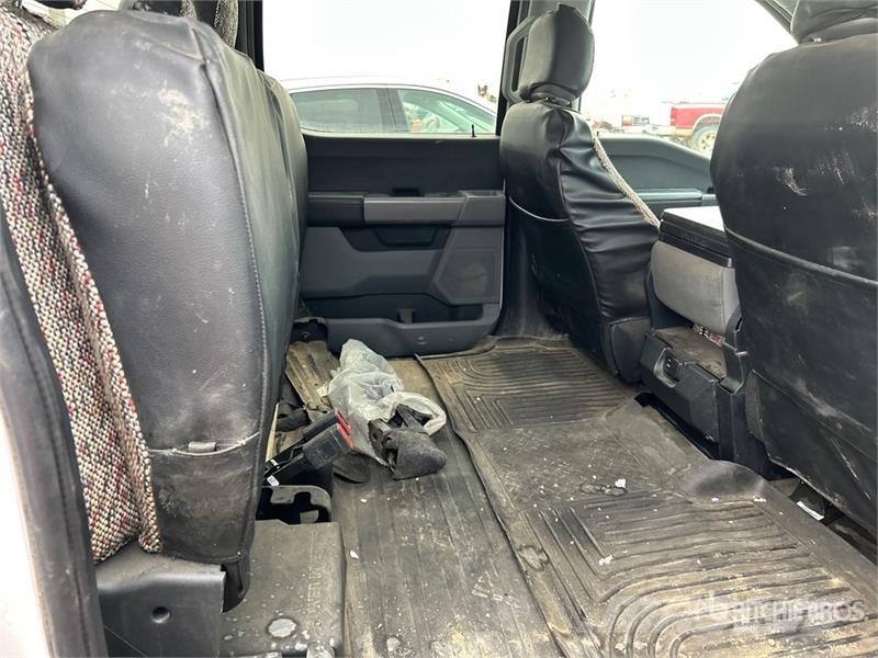 Ford F-150 XLT 4x4 Crew Cab Pickup 其他