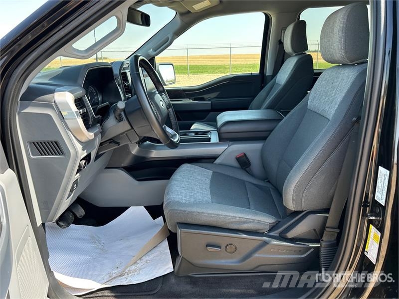 Ford F-150 XLT 4x4 Crew Cab Pickup Ostalo