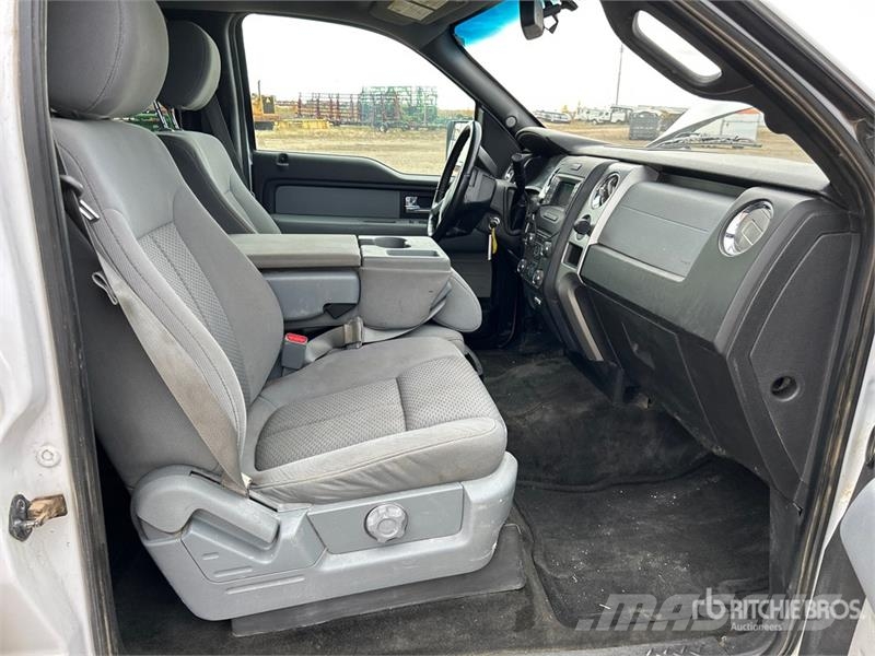 Ford F-150 XLT 4x4 Crew Cab Pickup Altele