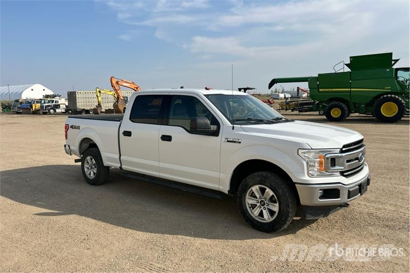 Ford F-150 XLT 4x4 Crew Cab Pickup Ostalo