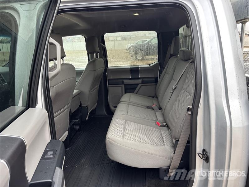 Ford F-150 XLT 4x4 Crew Cab Pickup Ostalo