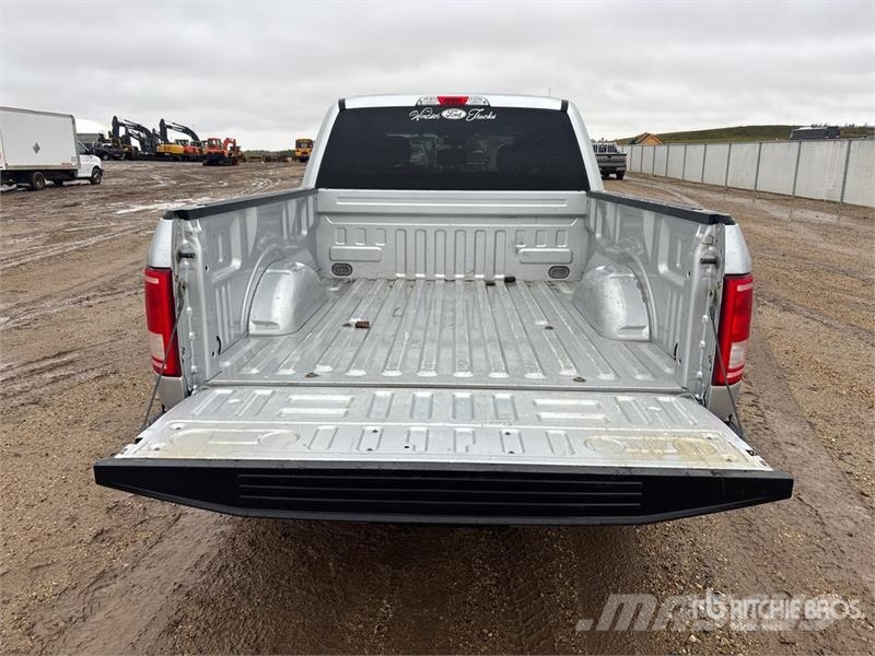 Ford F-150 XLT 4x4 Crew Cab Pickup Ostalo