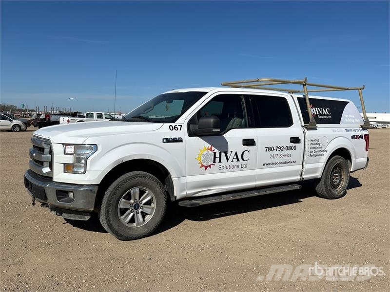 Ford F-150 XLT 4x4 Crew Cab Pickup أخرى
