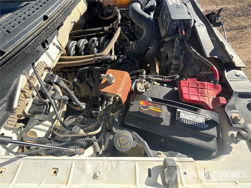 Ford F-150 XLT 4x4 Crew Cab Pickup Diger