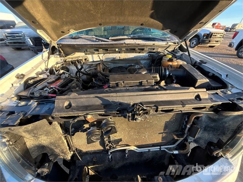 Ford F-150 XLT 4x4 Crew Cab Pickup Drugi