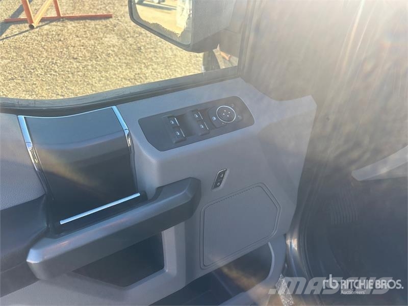 Ford F-150 XLT 4x4 Crew Cab Pickup Прочие фургоны