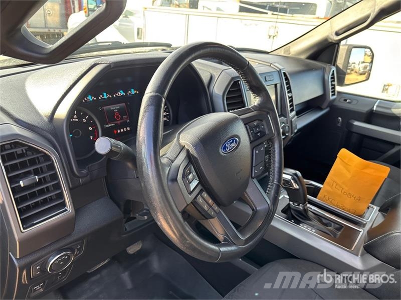 Ford F-150 XLT 4x4 Crew Cab Pickup Drugi