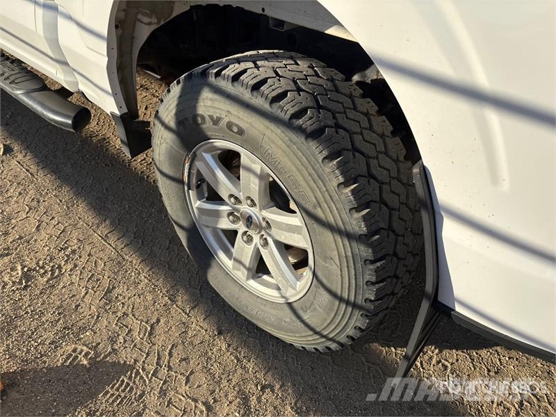 Ford F-150 XLT 4x4 Crew Cab Pickup Ostalo
