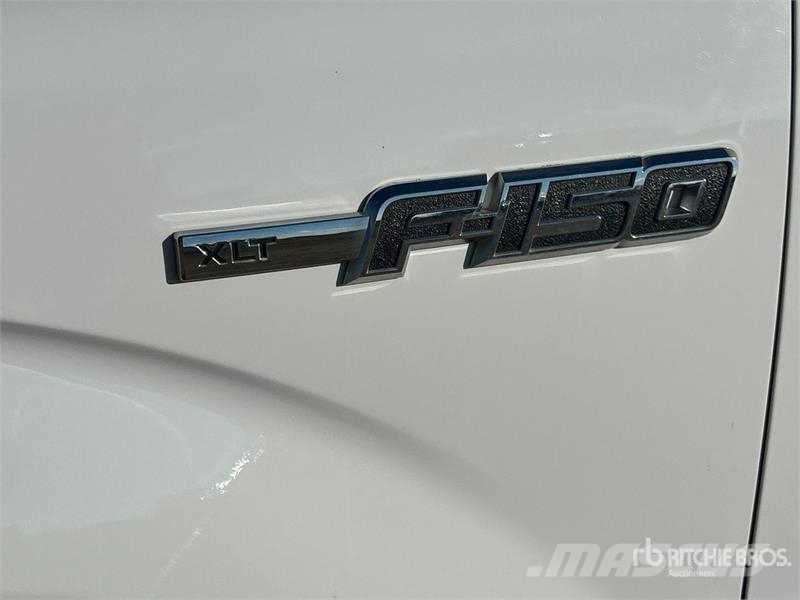 Ford F-150 XLT 4x4 Crew Cab Pickup Ostalo