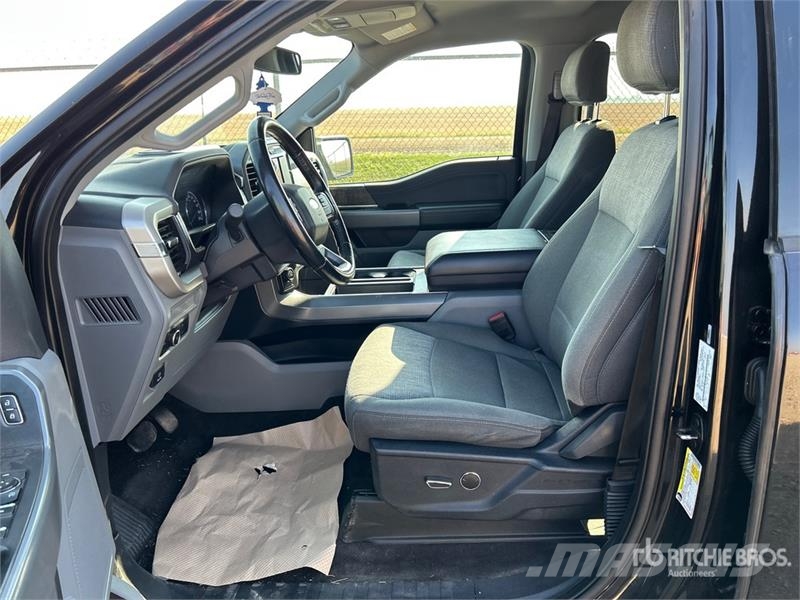 Ford F-150 XLT 4x4 Crew Cab Pickup Ostalo