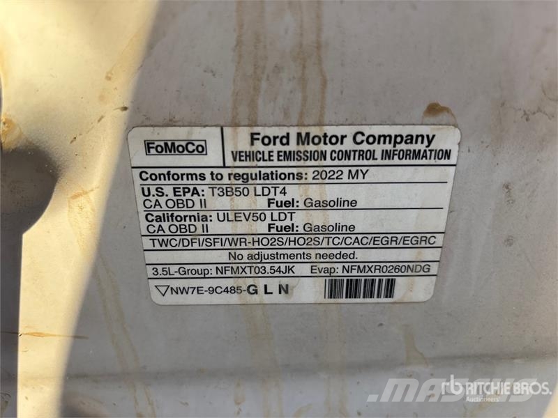 Ford F-150 XLT 4x4 Crew Cab Pickup Інше