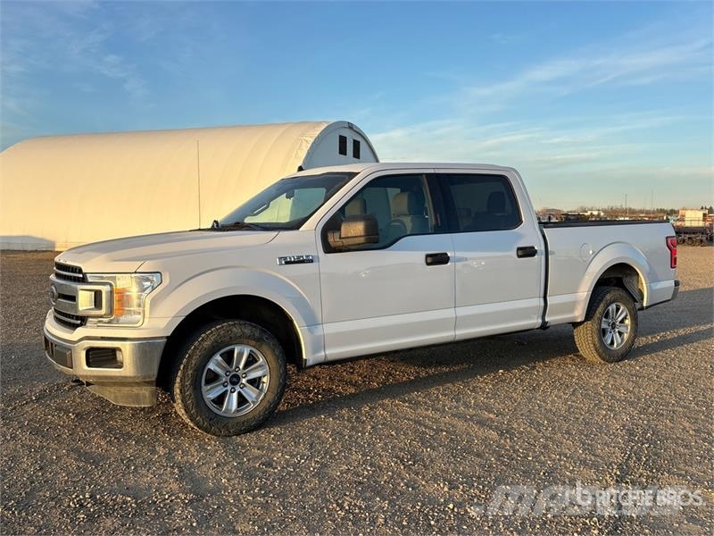 Ford F-150 XLT 4x4 Crew Cab Pickup Ostalo