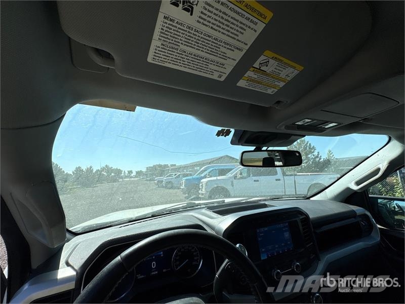 Ford F-150 XLT 4x4 Crew Cab Pickup Otros