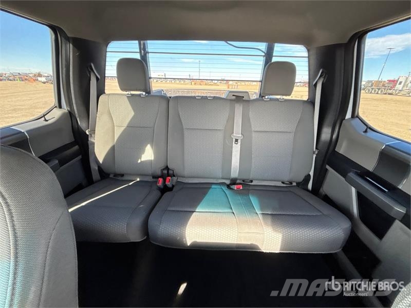 Ford F-150 XLT 4x4 Crew Cab Pickup Andere Transporter