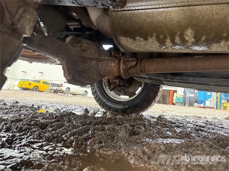 Ford F-150 XLT 4x4 Crew Cab Pickup Ostalo