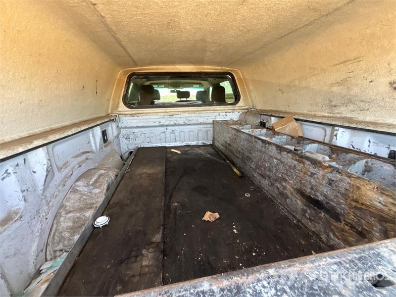 Ford F-150 XLT 4x4 Crew Cab Pickup أخرى