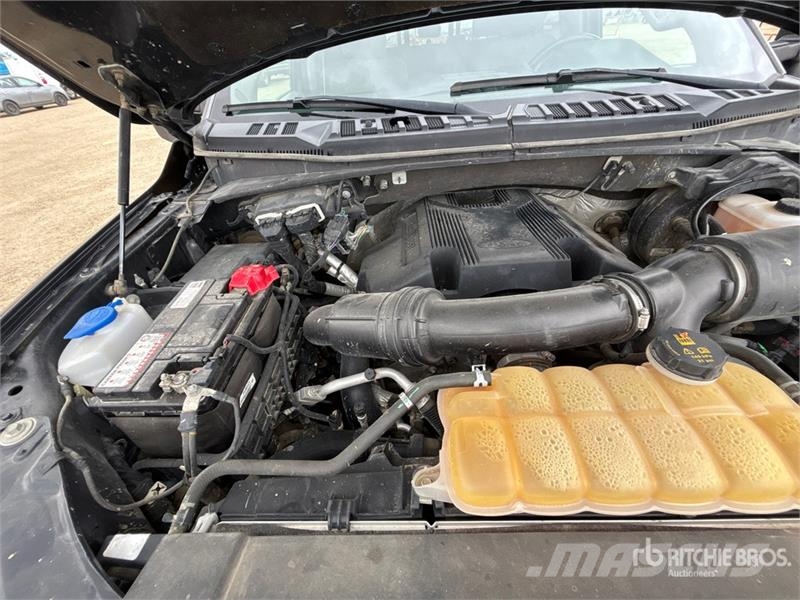 Ford F-150 XLT 4x4 Crew Cab Pickup Прочие фургоны