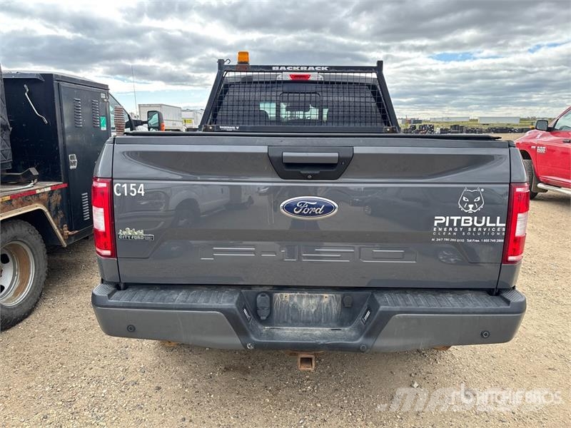 Ford F-150 XLT 4x4 Crew Cab Pickup Muu