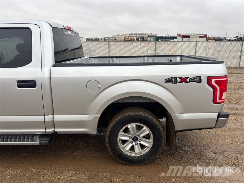 Ford F-150 XLT 4x4 Crew Cab Pickup Ostalo