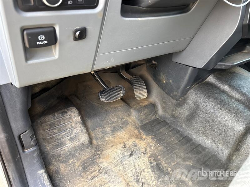 Ford F-150 XLT 4x4 Crew Cab Pickup Autre fourgon / utilitaire