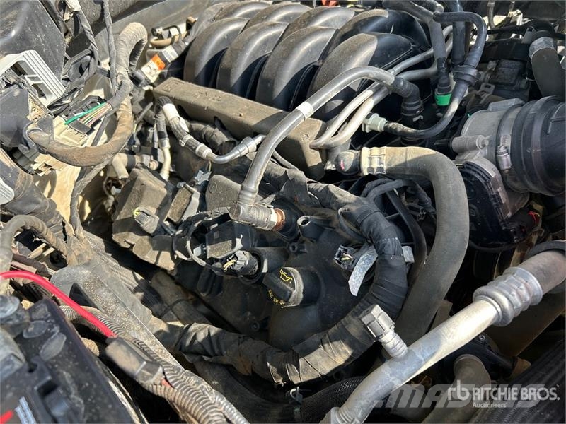 Ford F-150 XLT 4x4 Crew Cab Pickup Ostalo