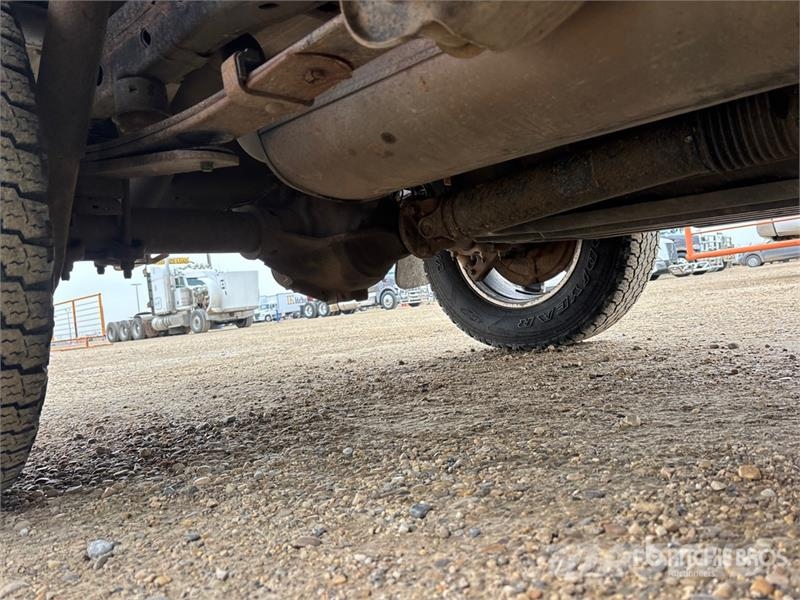 Ford F-150 XLT 4x4 Crew Cab Pickup أخرى