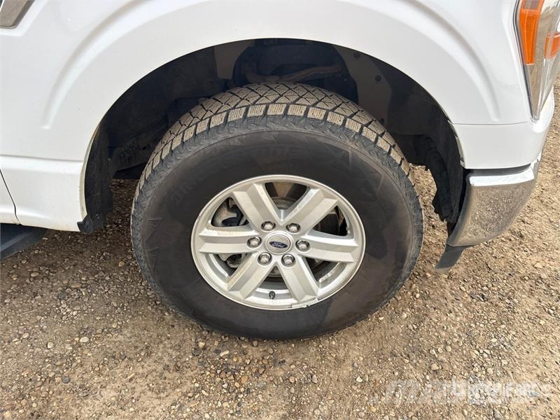 Ford F-150 XLT 4x4 Crew Cab Pickup Other