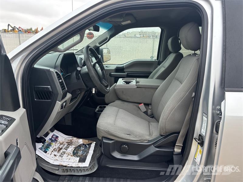 Ford F-150 XLT 4x4 Crew Cab Pickup Ostalo