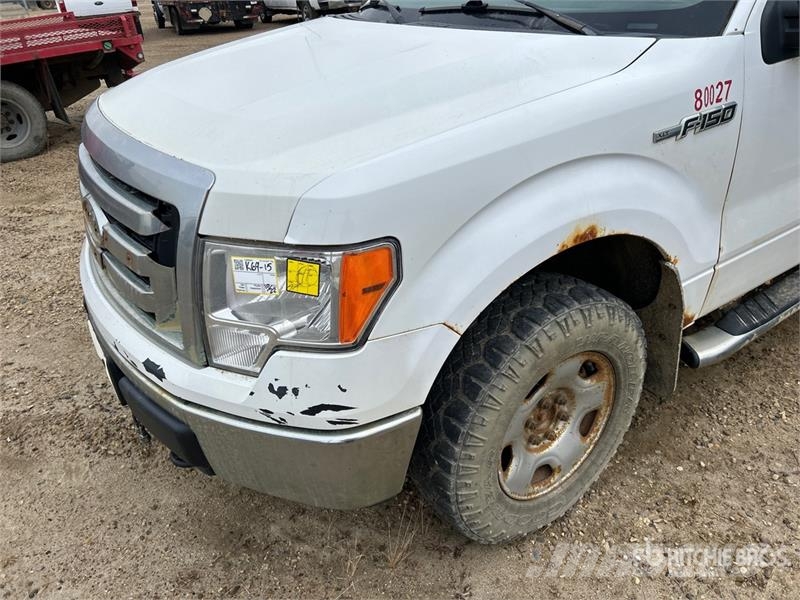 Ford F-150 XLT 4x4 Crew Cab Pickup (Inoperable) أخرى