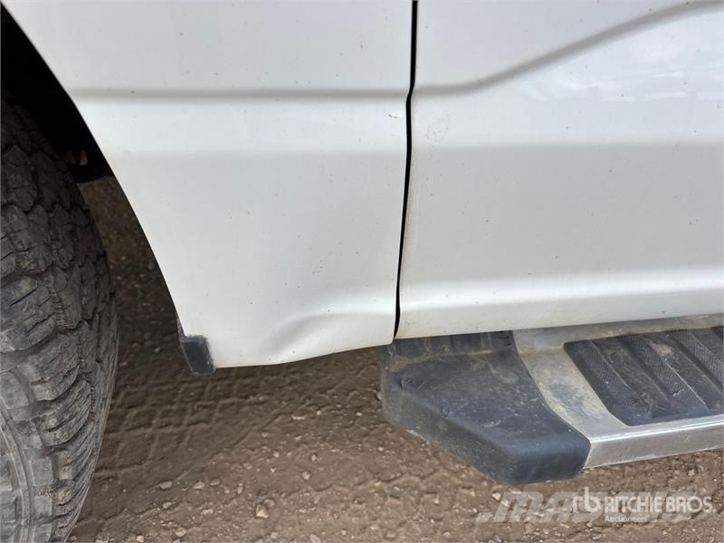 Ford F-150 XLT 4x4 Crew Cab Pickup Autre fourgon / utilitaire
