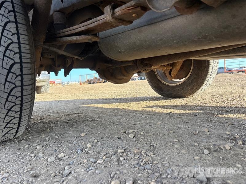 Ford F-150 XLT 4x4 Crew Cab Pickup Muu