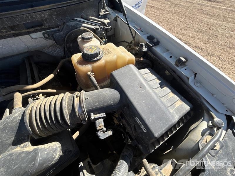 Ford F-150 XLT 4x4 Crew Cab Pickup Други