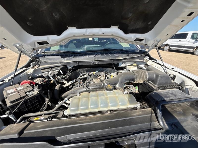 Ford F-150 XLT 4x4 Crew Cab Pickup Прочие фургоны