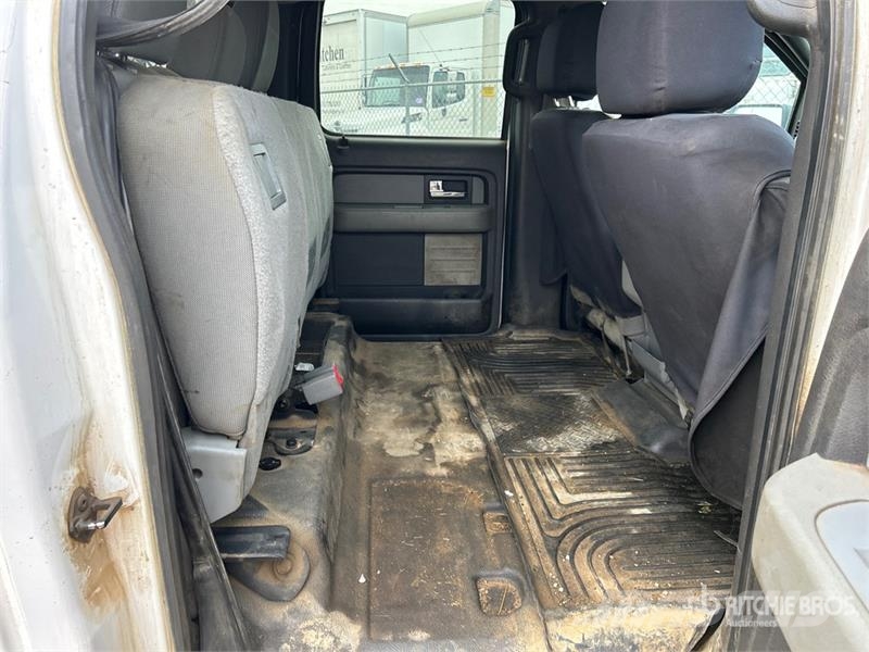 Ford F-150 XLT 4x4 Crew Cab Pickup (Inoperable) أخرى