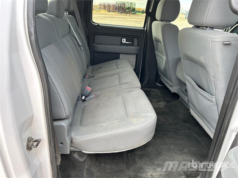 Ford F-150 XLT 4x4 Crew Cab Pickup Drugi