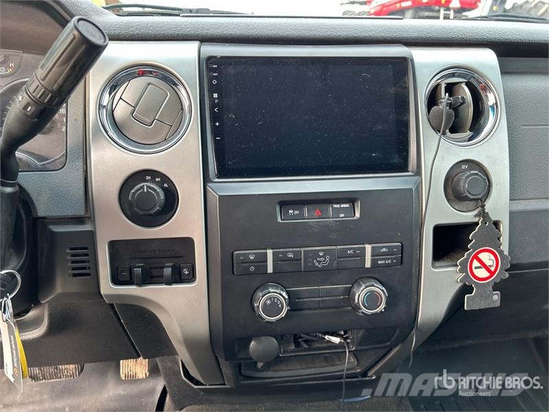 Ford F-150 XLT 4x4 Crew Cab Pickup Drugi