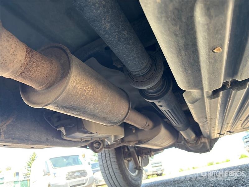 Ford F-150 XLT 4x4 Crew Cab Pickup Otros