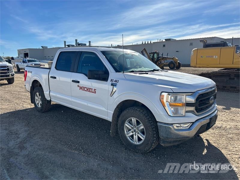 Ford F-150 XLT 4x4 Crew Cab Pickup Ostalo