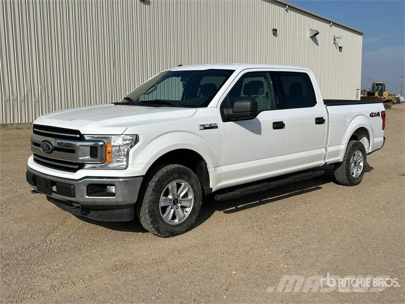Ford F-150 XLT 4x4 Crew Cab Pickup Ostalo