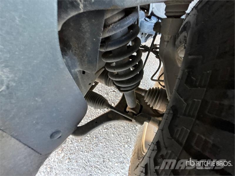 Ford F-150 XLT 4x4 Crew Cab Pickup Furgoni altro