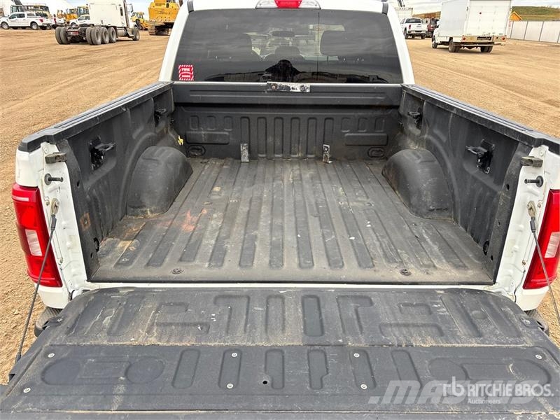 Ford F-150 XLT 4x4 Crew Cab Pickup Прочие фургоны