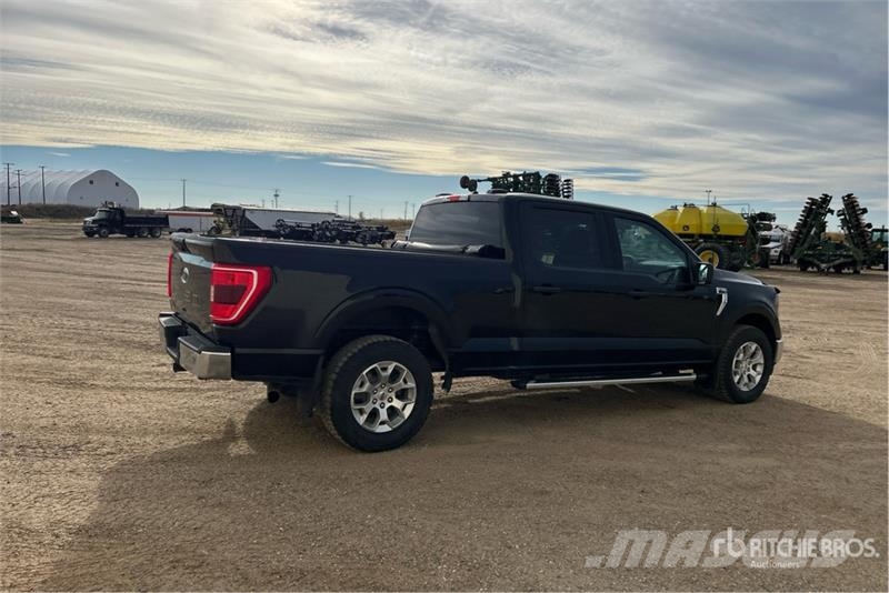 Ford F-150 XLT 4x4 Crew Cab Pickup Other