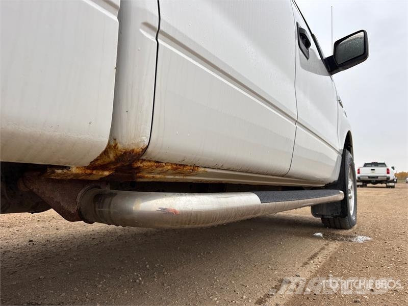 Ford F-150 XLT 4x4 Crew Cab Pickup Autre fourgon / utilitaire