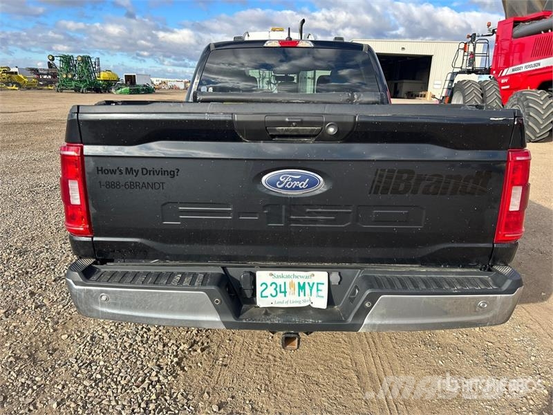 Ford F-150 XLT 4x4 Crew Cab Pickup Muu