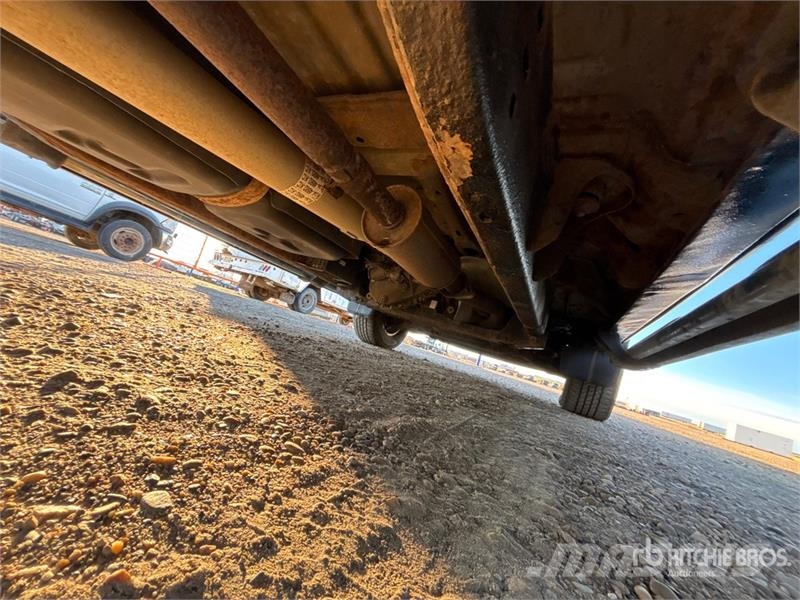 Ford F-150 XLT 4x4 Crew Cab Pickup Drugi