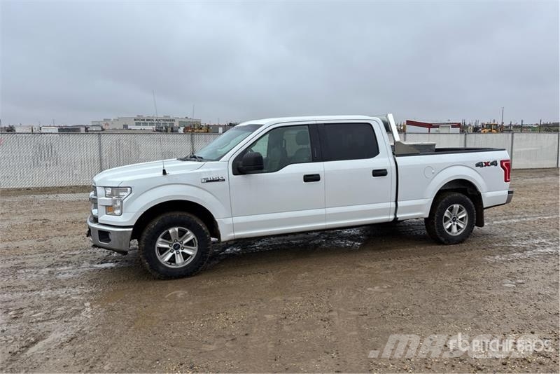 Ford F-150 XLT 4x4 Crew Cab Pickup Ostalo