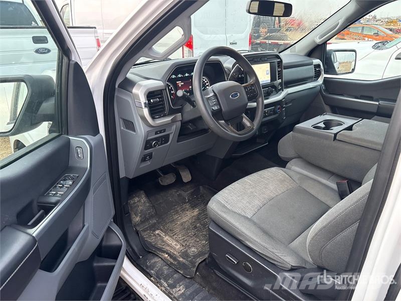 Ford F-150 XLT 4x4 Crew Cab Pickup Other