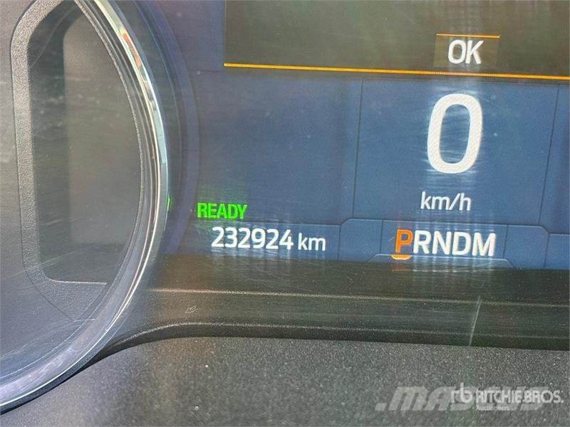 Ford F-150 XLT 4x4 Crew Cab Pickup Otros