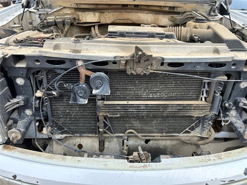Ford F-150 XLT 4x4 Crew Cab Pickup (Inoperable) أخرى